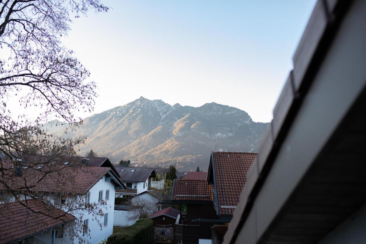 Ferienwohnung Überflieger Garmisch-Partenkirchen Exterior foto